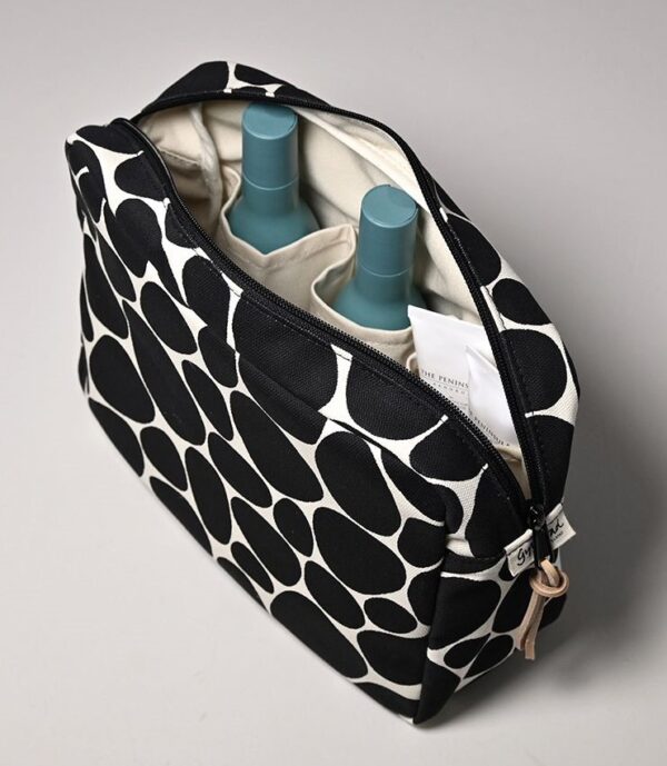washbag-xl-stenar-black-inside-large